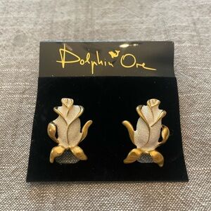 Dolphin Ore Gold and White Rose Earrings